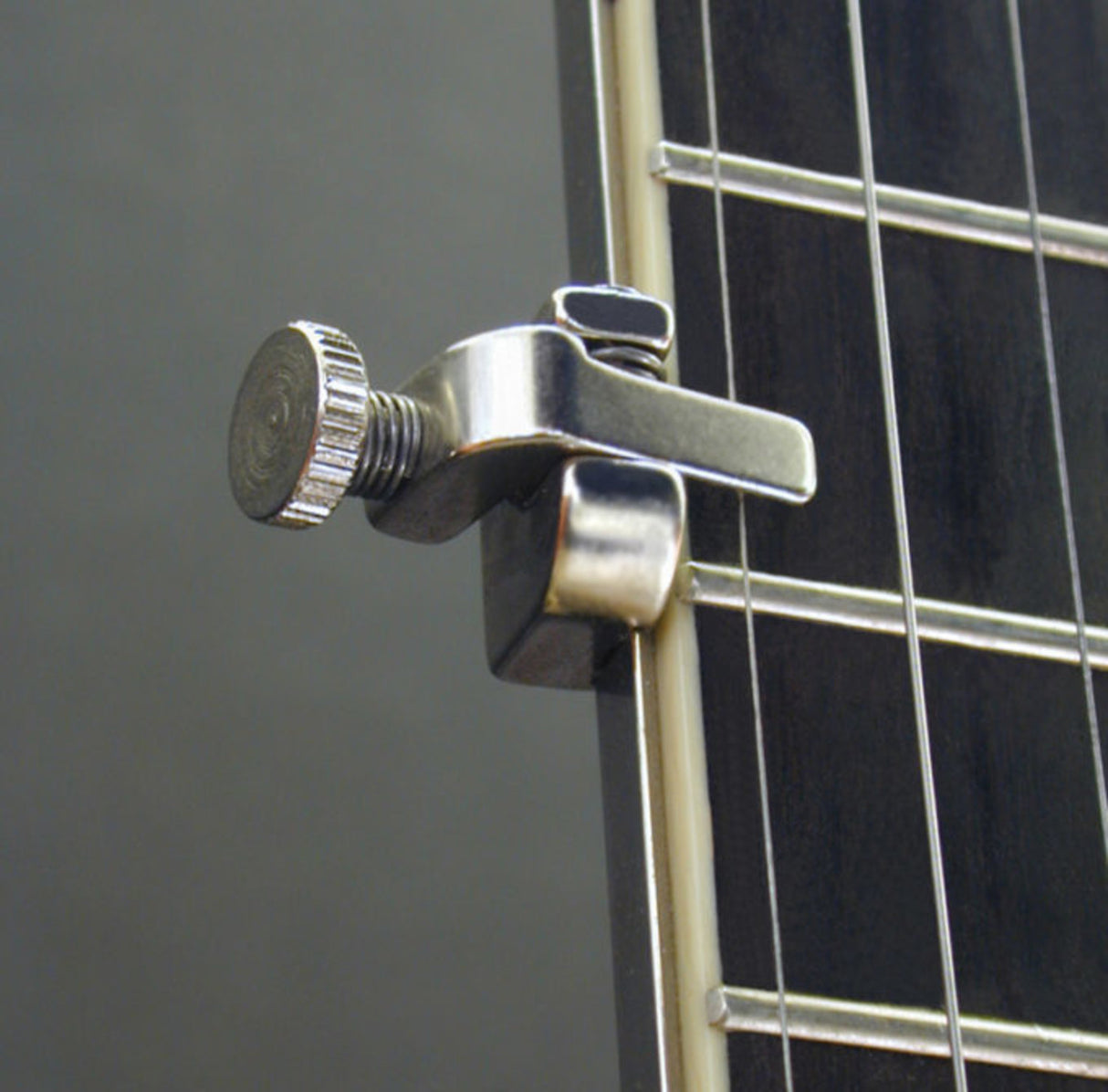 Shubb Capo Banjo - For 5th Banjo string, long (FSLB)