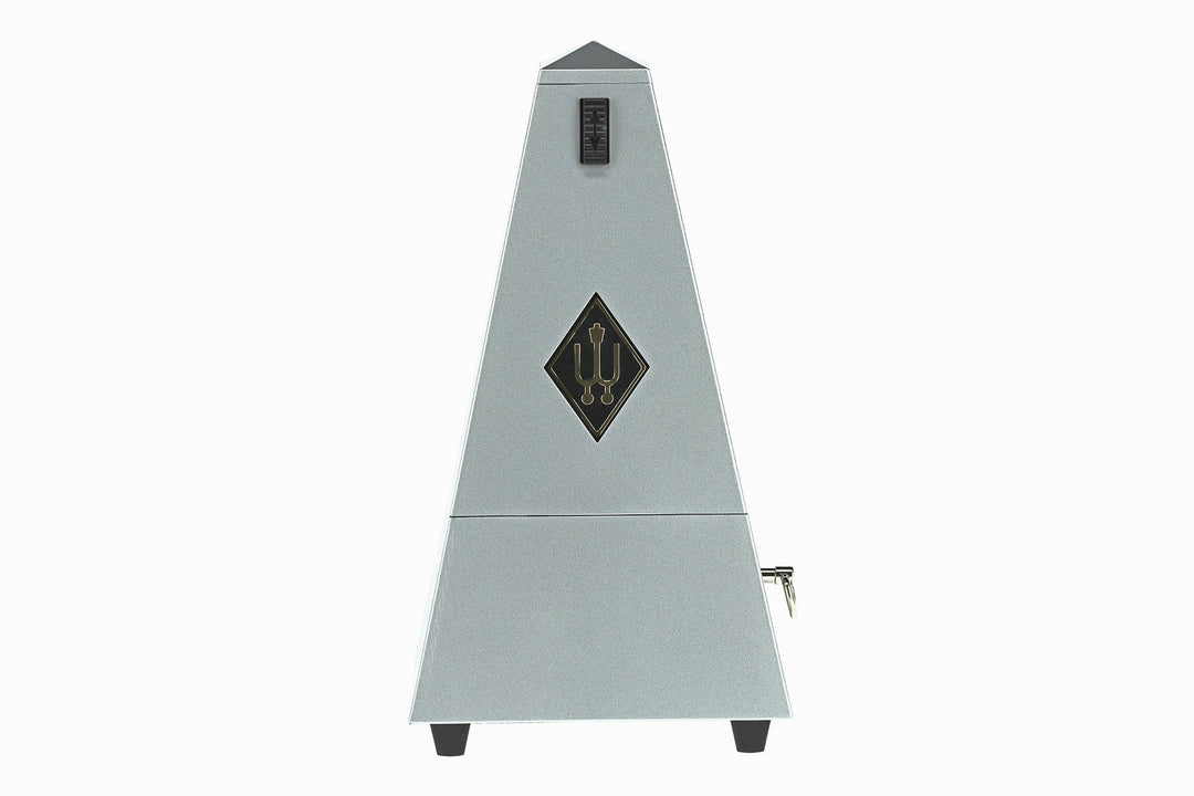 Wittner metronomi pyramidin muotoinen - hopean mattapintainen kirkas 845202