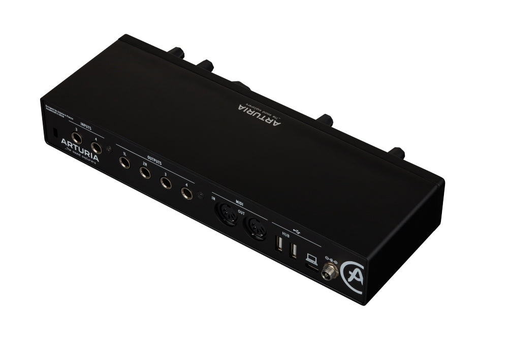 Arturia MiniFuse 4 (Musta)