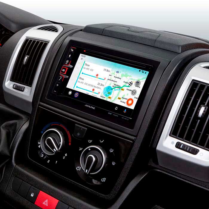 Alpine INE-W611DC 2-DIN-multimedia-asema kuorma-autokartalla