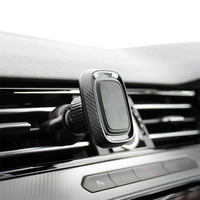 Magneettinen matkapuhelimen pidike ilmasuuttimelle