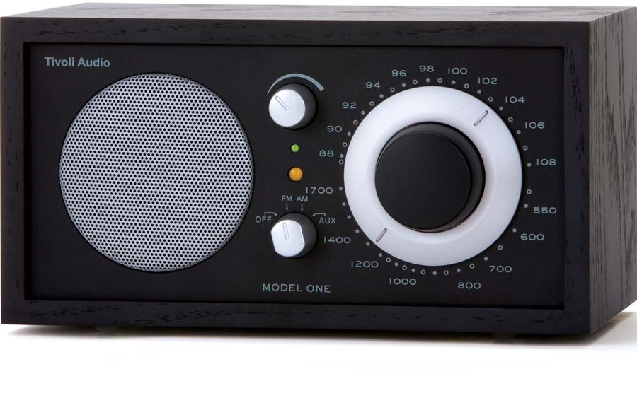 Tivoli Audio Malli ONE Radio (musta/hopea)