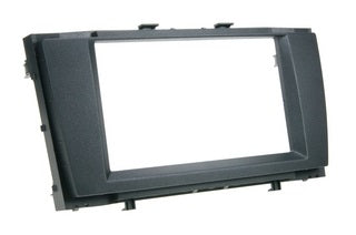 381300-18 2-DIN Kehys Toyota:lle