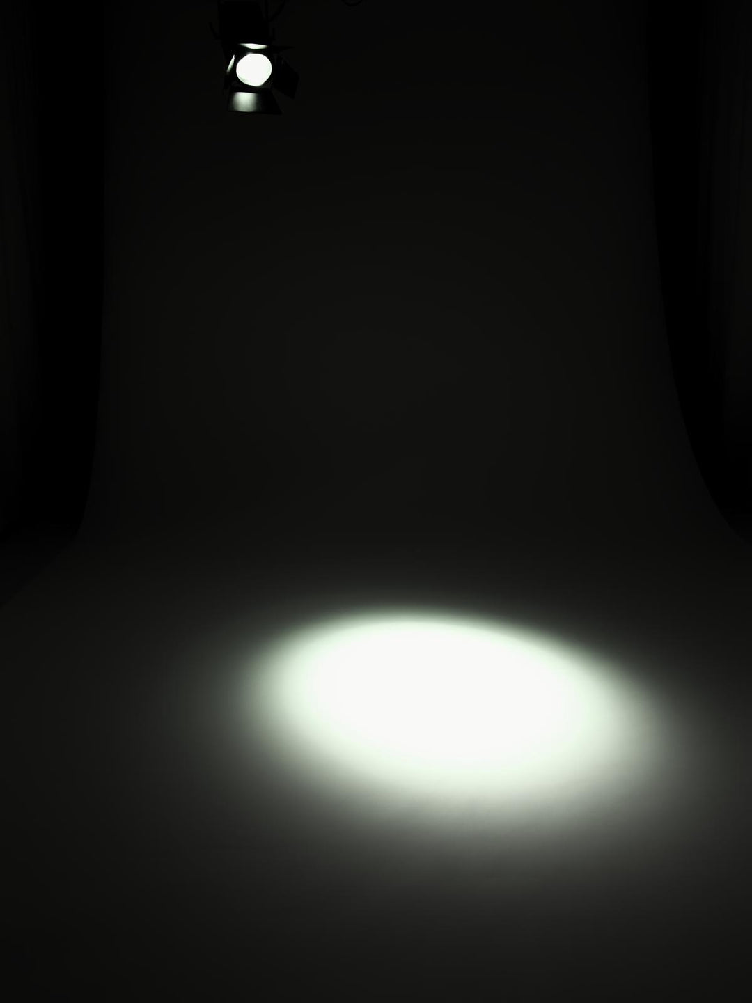Eurolite LED THA-250F Teatteri Spot