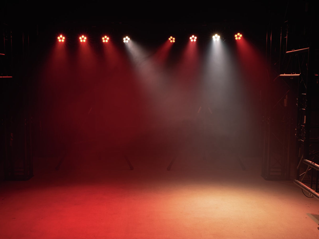 Eurolite LED KLS-902 Seuraava kompakti valaisinpalkkisarja