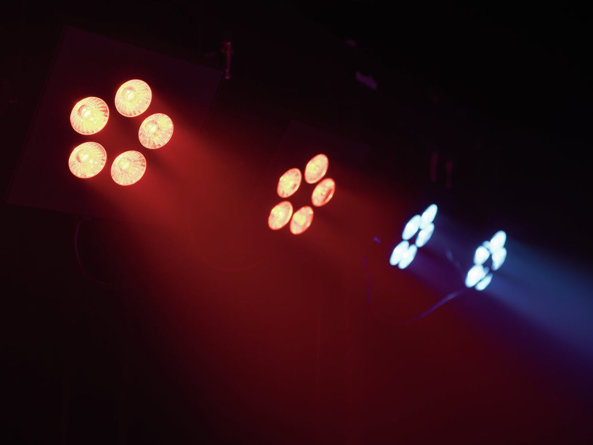 Eurolite LED KLS-902 Seuraava kompakti valaisinpalkkisarja