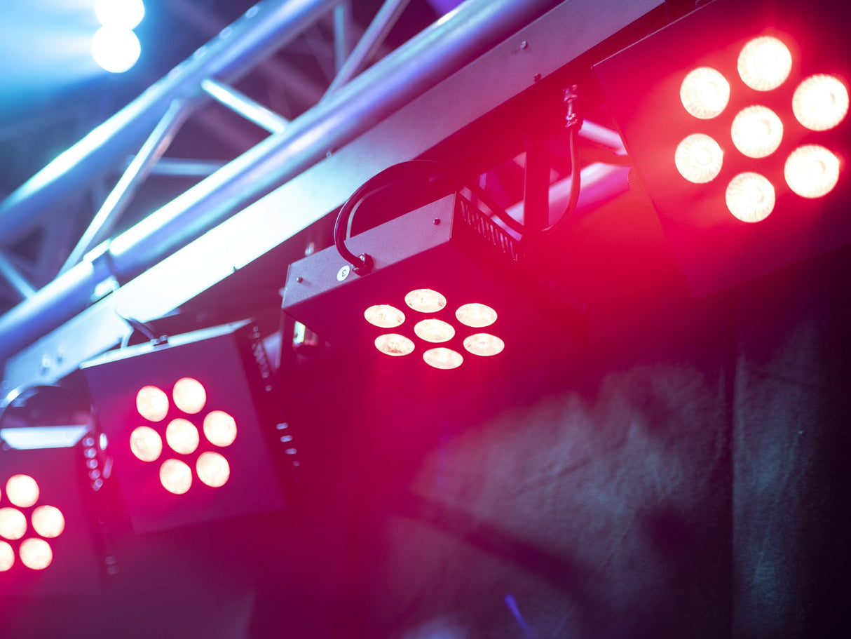 Eurolite LED KLS-3002 valopalkkisarja