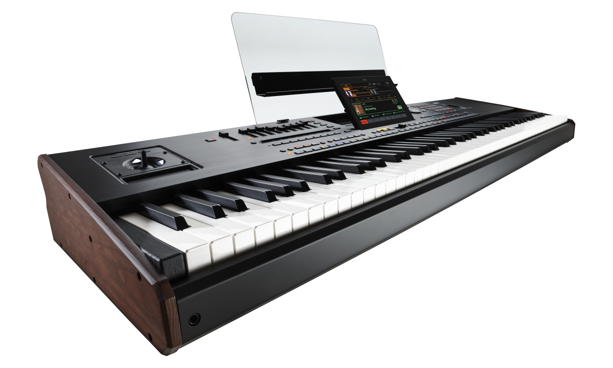 Korg PA5X-88 Arranger Keyboard (musta)