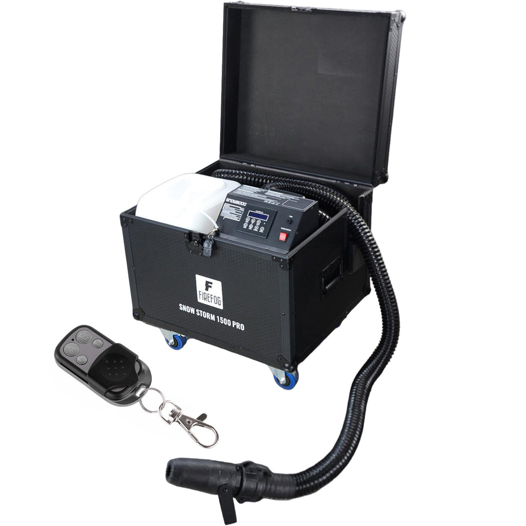 Firefog Snow Storm 1500 Pro lumimasiinat 1500 W flightcase-kotelossa
