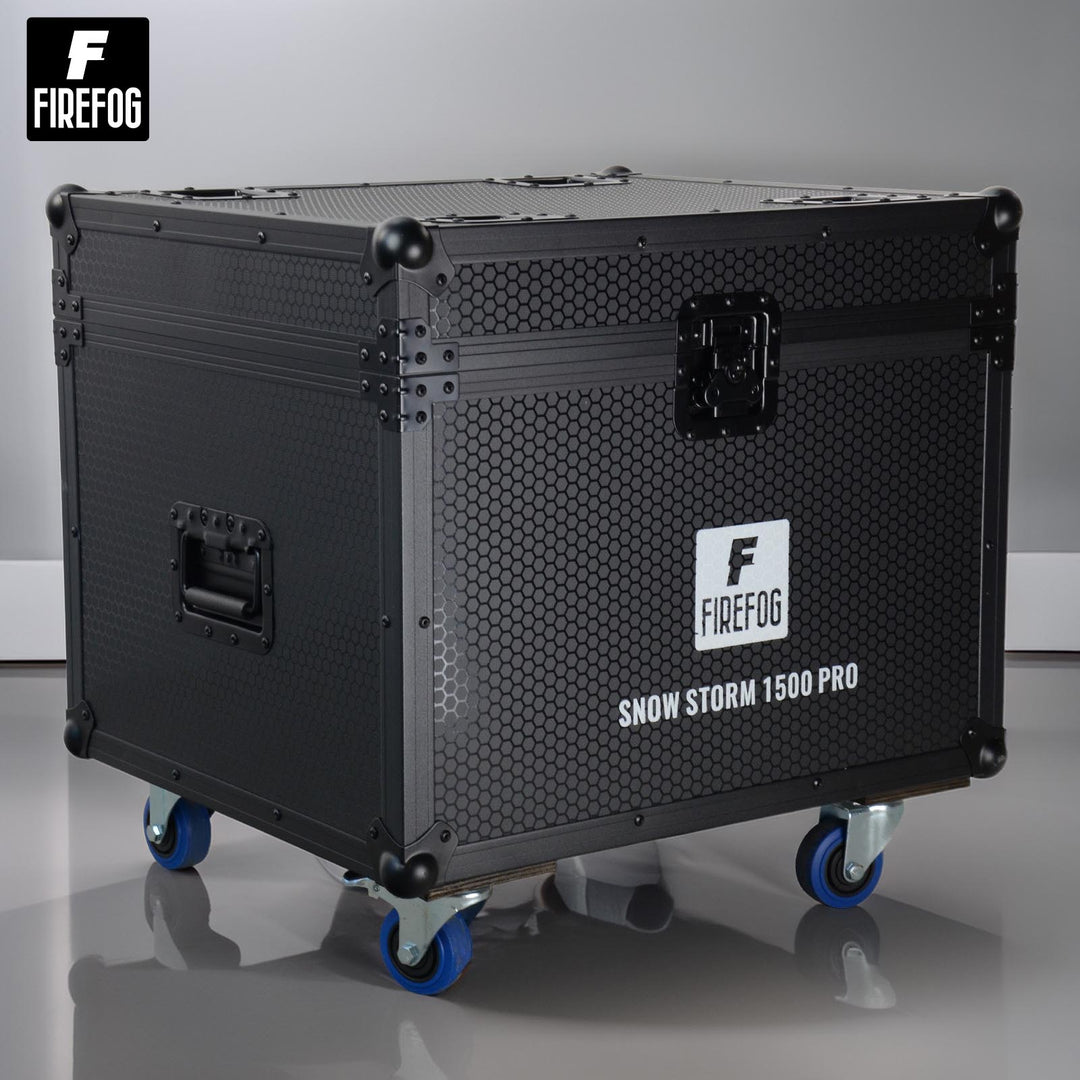 Firefog Snow Storm 1500 Pro lumimasiinat 1500 W flightcase-kotelossa