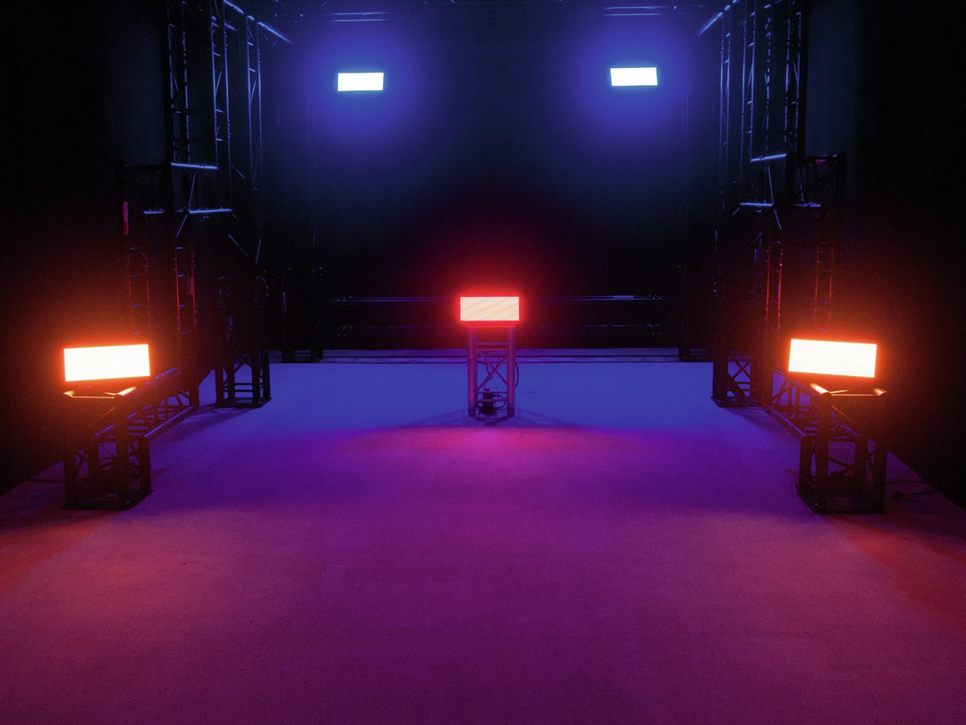 Eurolite LED Strobovalo SMD PRO 864 DMX RGB