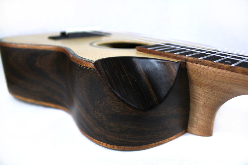 Reno RU380C Konsertti Ukulelet (Luonnonväri)
