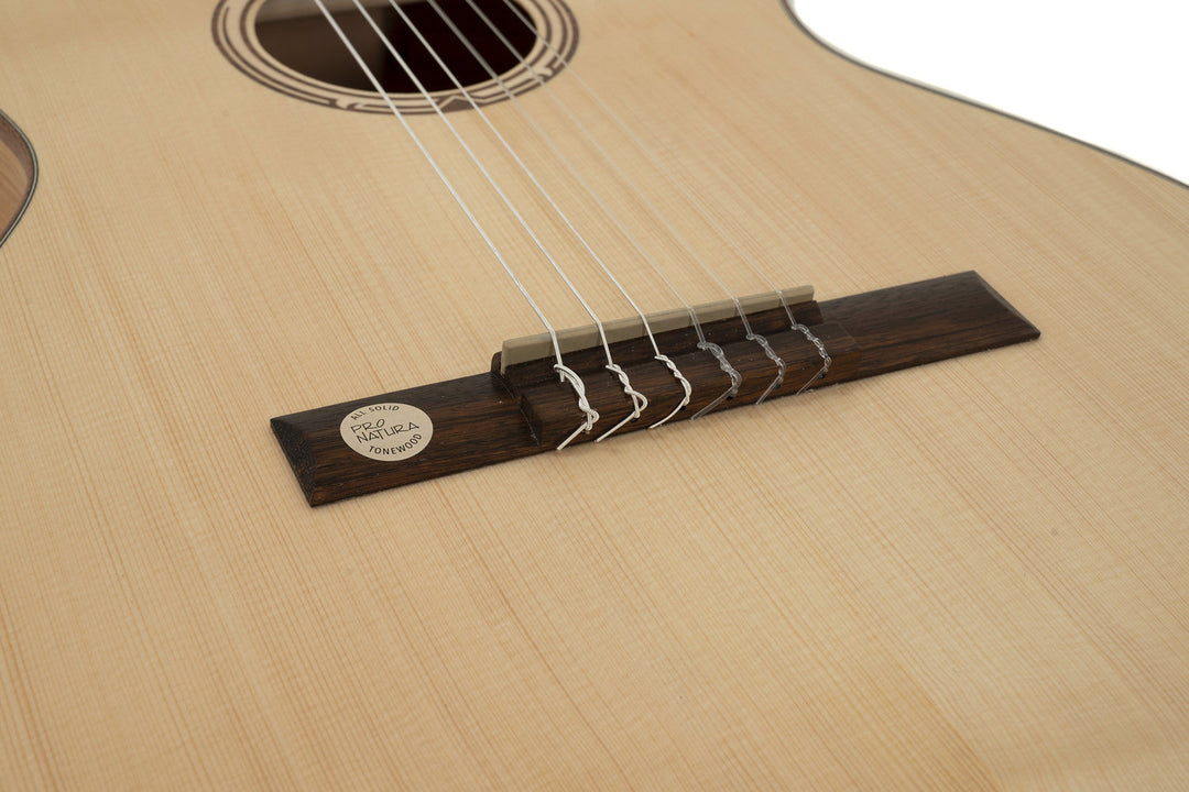 GEWA Classical guitar Pro Natura Gold 4/4 - 4/4, täyspuinen (Cherry)