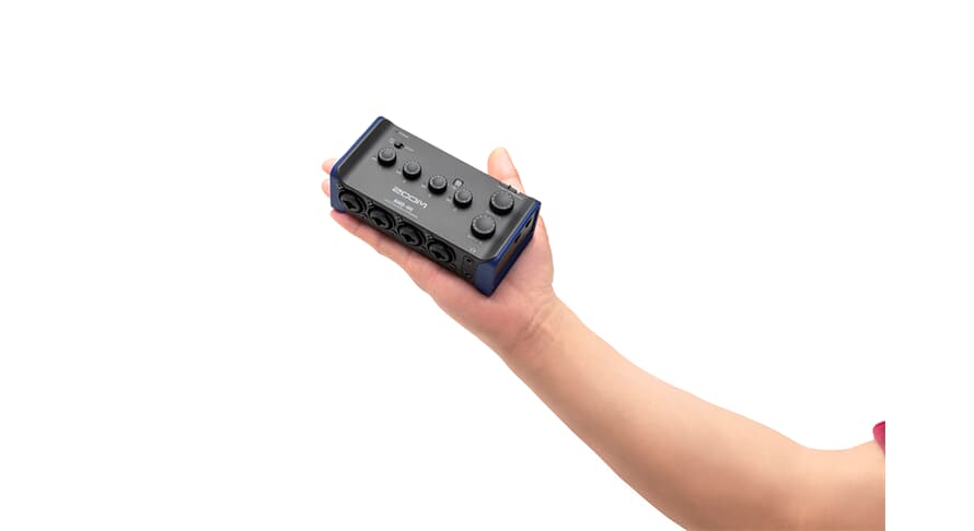 Zoom AMS-44 Äänikortit