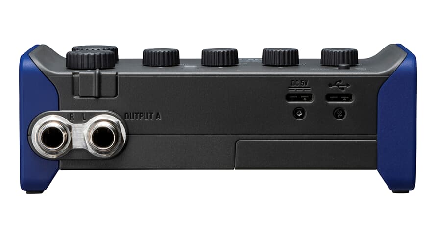 Zoom AMS-44 Äänikortit