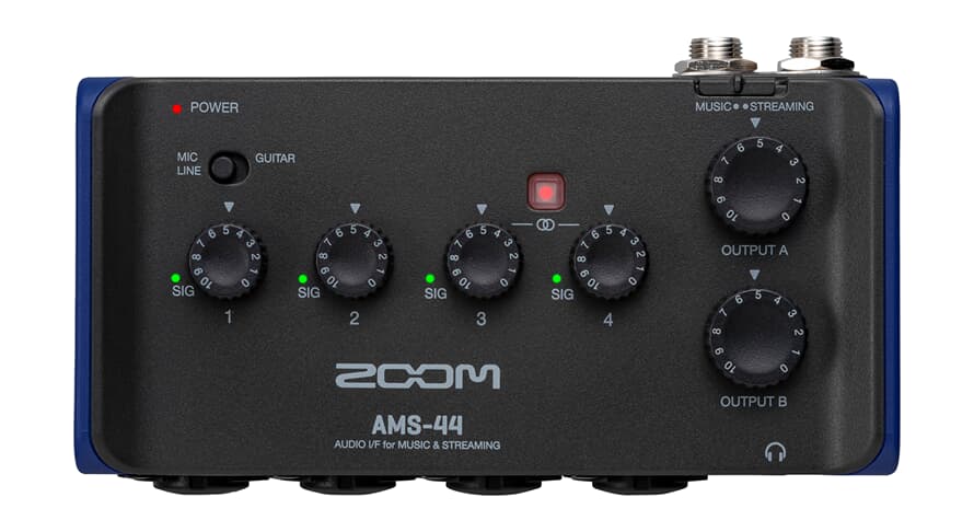 Zoom AMS-44 Äänikortit