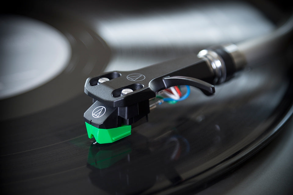 Audio-Technica AT-VM95E -äänenvahvistin