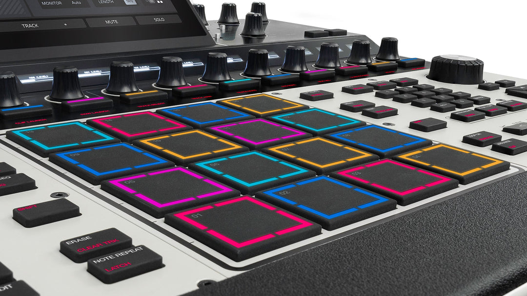 Akai Pro MPC XL – itsenäinen tuotantotyöasema