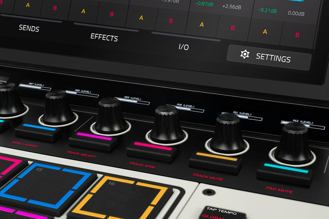 Akai Pro MPC XL – itsenäinen tuotantotyöasema