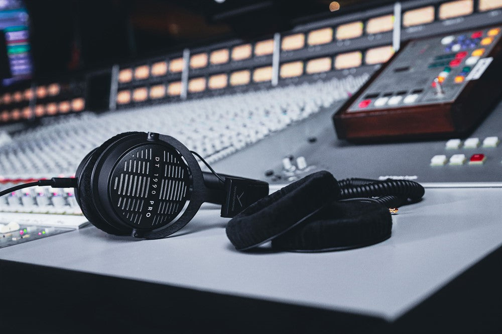 Beyerdynamic DT 1990 PRO MKII studio kuulokkeet