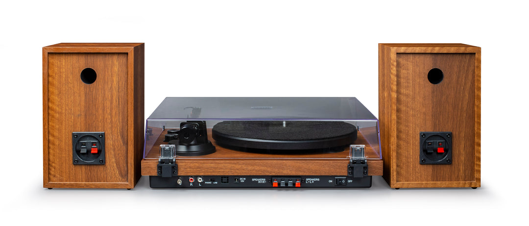 Crosley C62 Levysoitin kaiuttimilla (pähkinä)