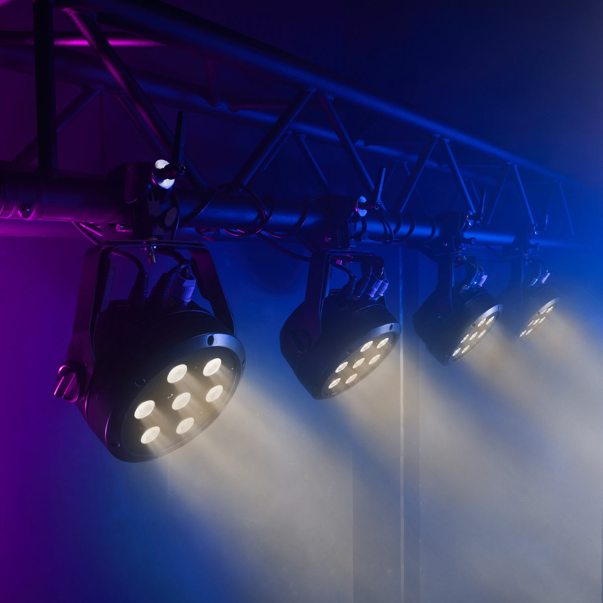 Cameo ROOT TW (7x4W)