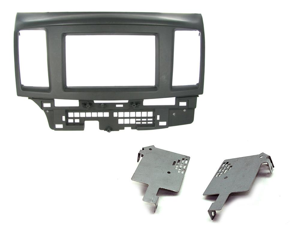 21CT23MT05 2-DIN Kehys Mitsubishiin