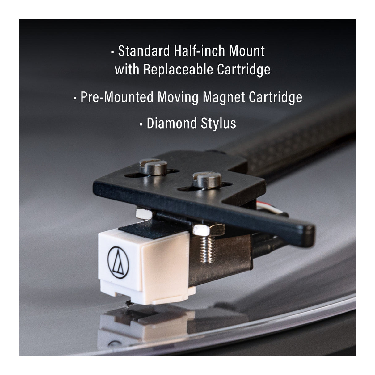 Crosley C72 Levysoitin kaiuttimilla (Pähkinäpuu)