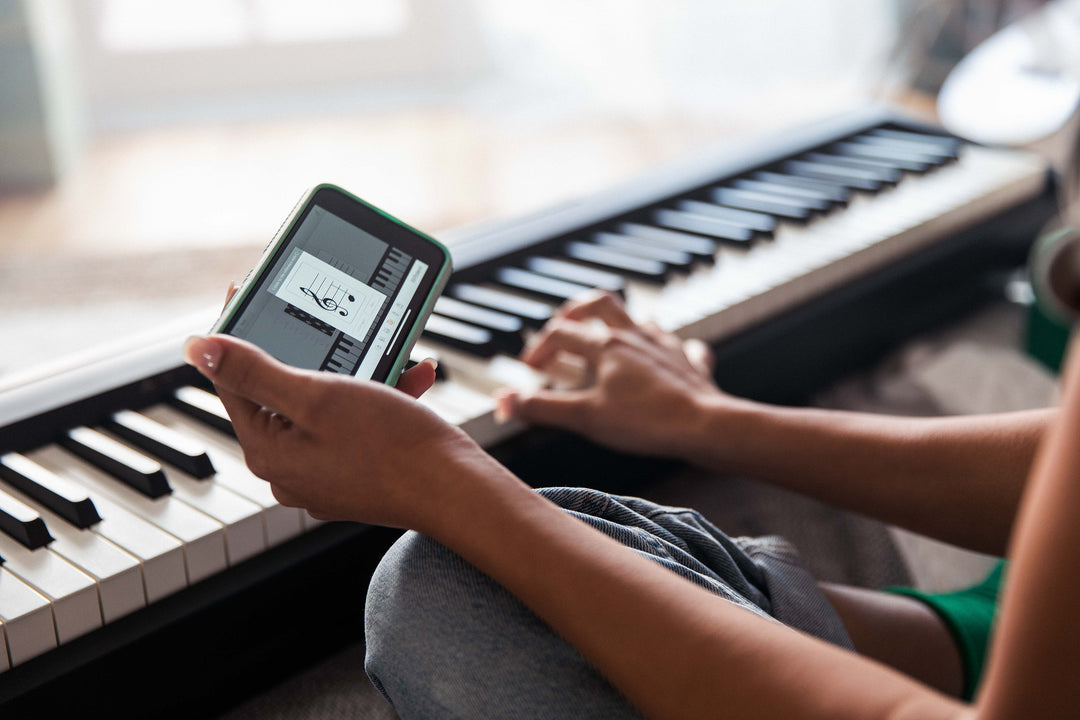 Roland FP-10 Sähköpiano