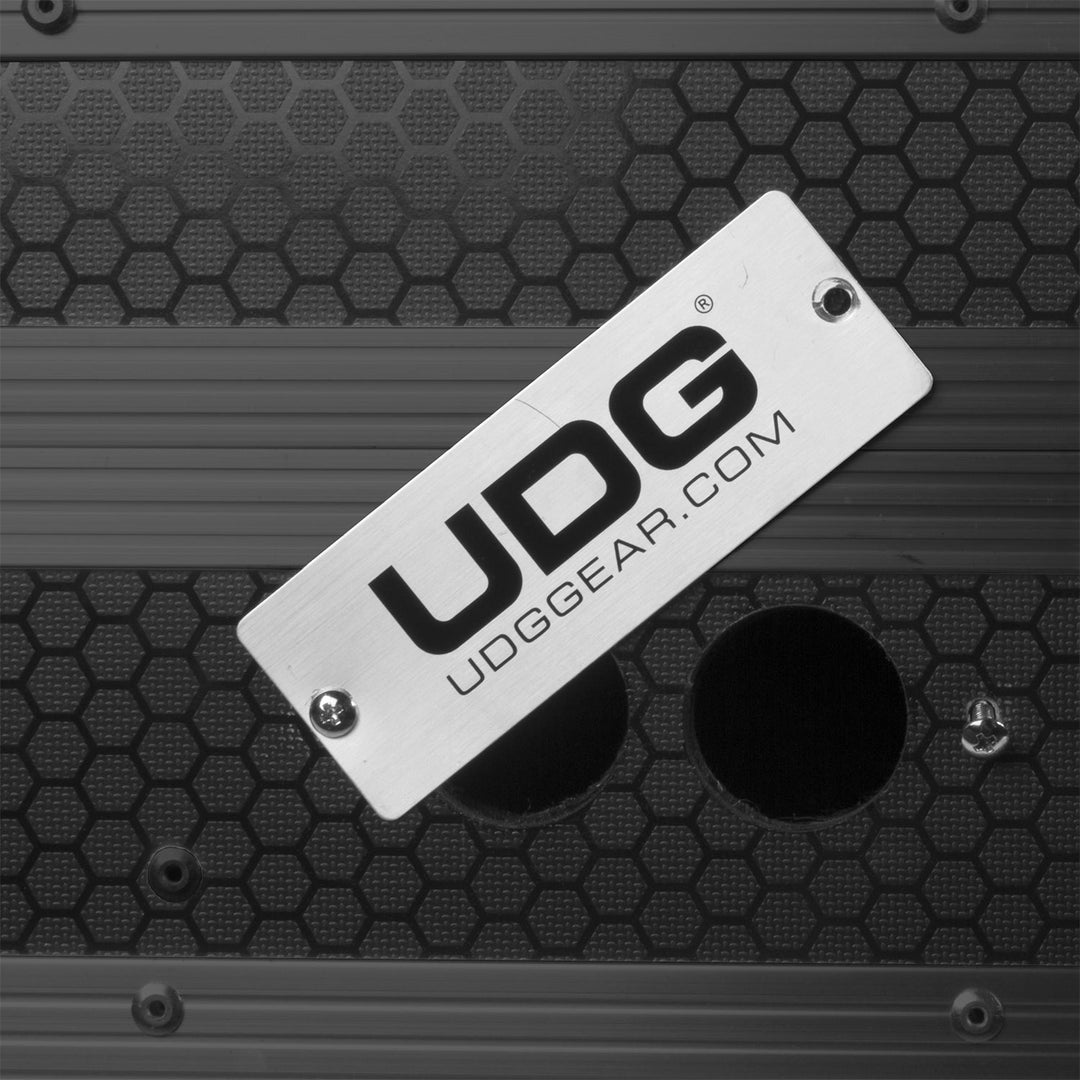 UDG Ultimate Flight Case Rane System One musta Plus (L&W)