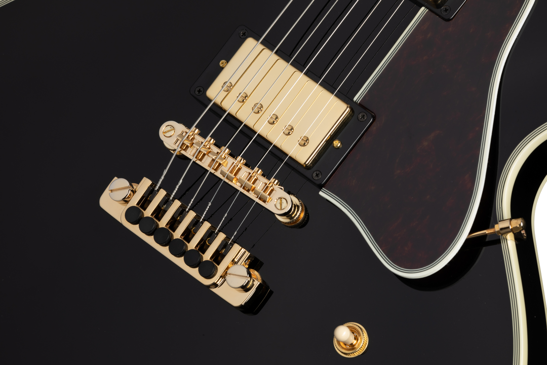 Epiphone B.B. King Lucille Sähkökitara Sis. EpiLite Kotelo (Ebony)