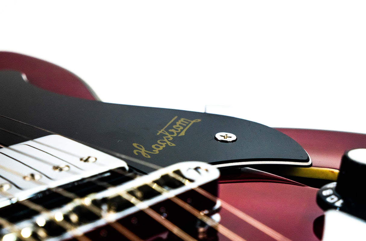 Hagstrom Alvar sähkökitara (Wild Cherry)