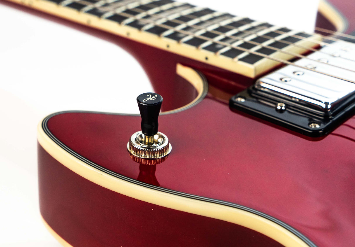 Hagstrom Alvar sähkökitara (Wild Cherry)