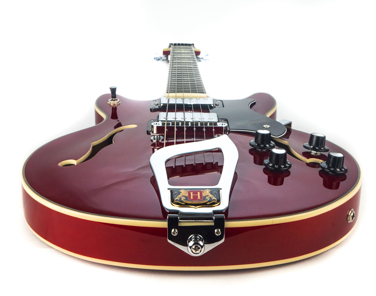 Hagstrom Alvar sähkökitara (Wild Cherry)