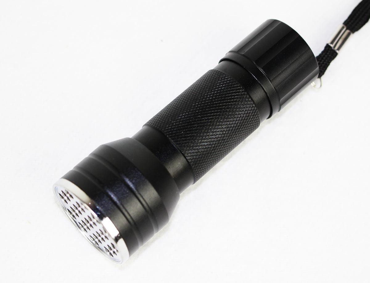 UV taskulamppu 21:llä LED diodilla