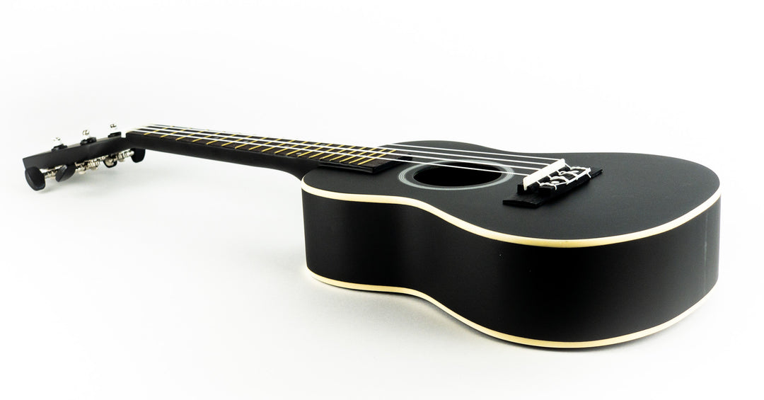 Reno RU300 Grand Konsertti Ukulelet (Black)