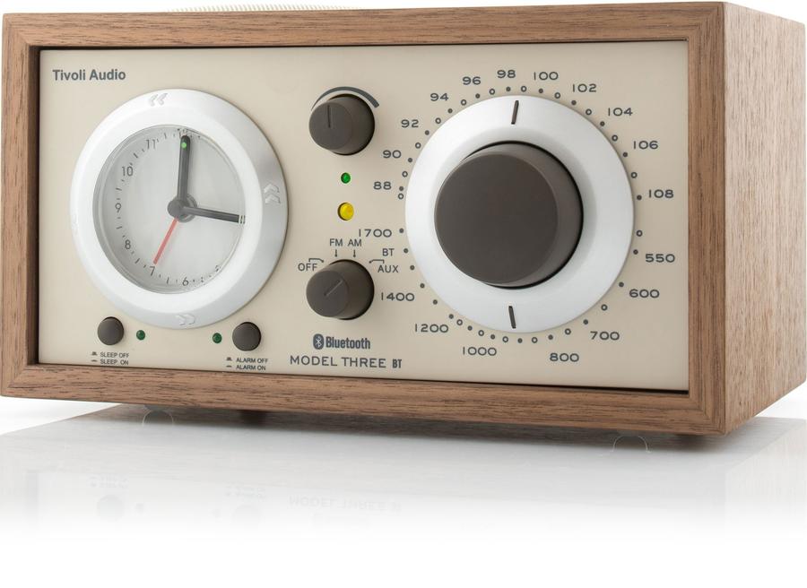 Tivoli Audio MODEL Three Minijärjestelmä Bluetoothilla ja USB:llä (Pähkinä, Beige)
