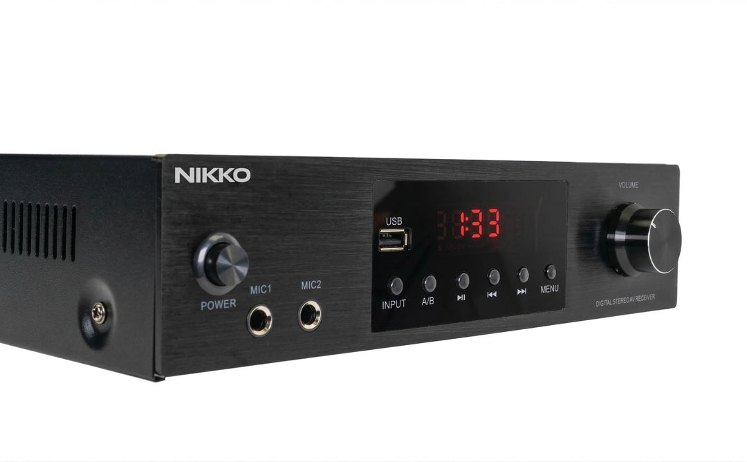 Nikko Active Hifi -järjestelmä ja vahvistin