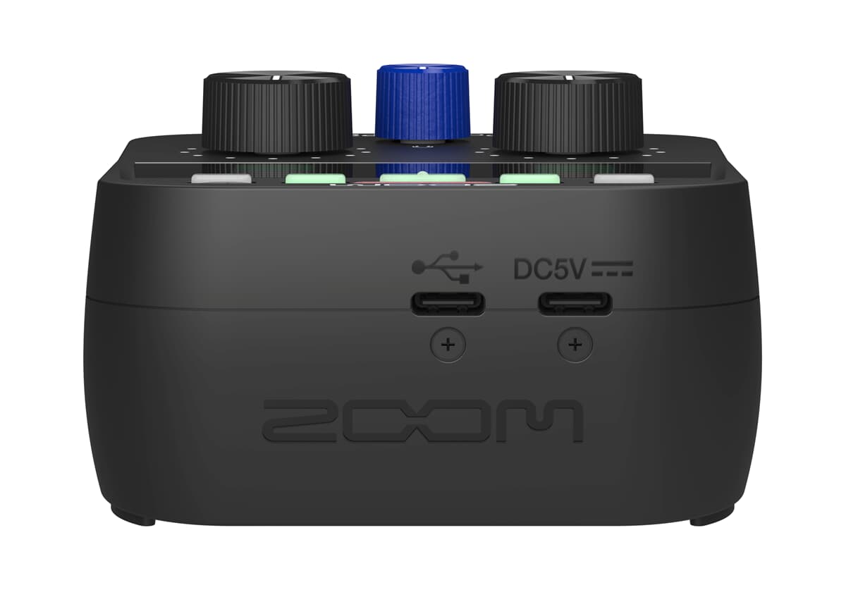 Zoom P2 PodTrak Podcast Mikseri