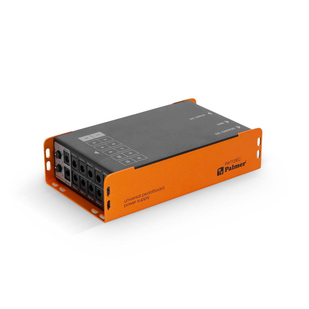 Palmer PWT 12 IEC - Yleiskäyttöinen virtalähde pedalboardille USB-liitännällä