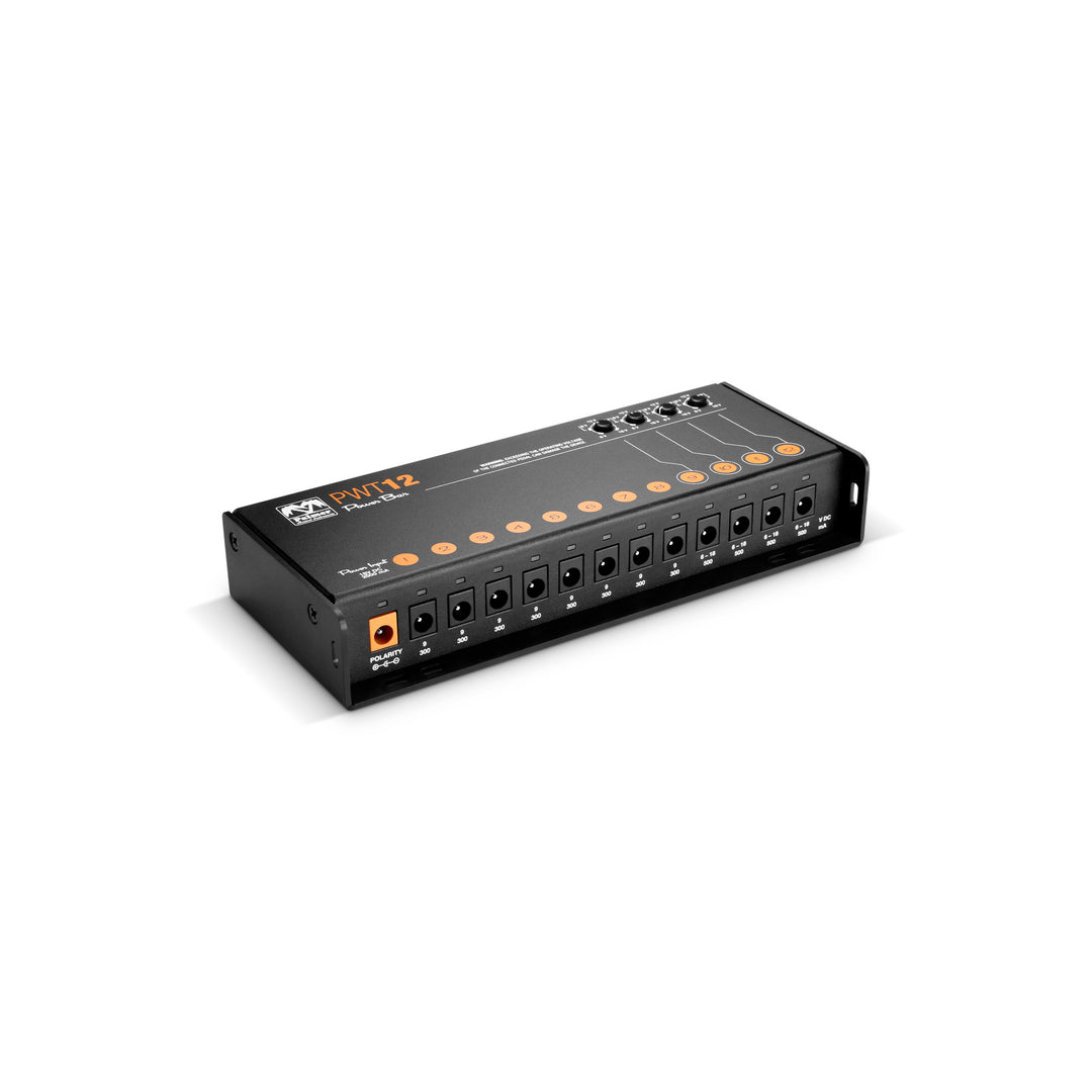 Palmer PWT 12 MK 2 – Universalinen virtalähde pedalboardille, 12 lähtöä