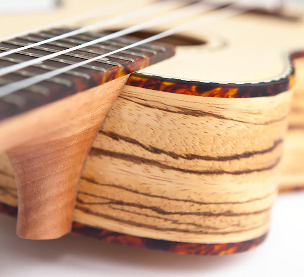 Reno RU210 Sopraano Ukulele (Luonnollinen)