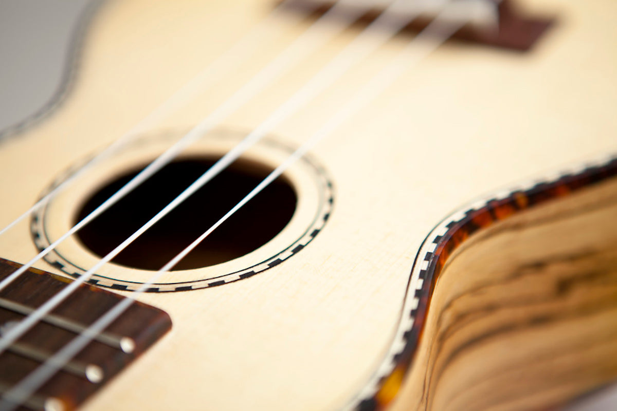 Reno RU210 Sopraano Ukulele (Luonnollinen)