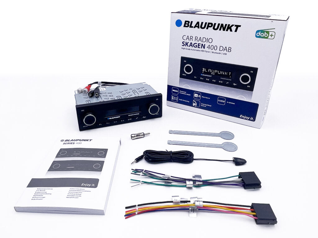 Blaupunkt Skagen 400 DAB autoradio, jossa on DAB, Bluetooth, FM ja DAB+.