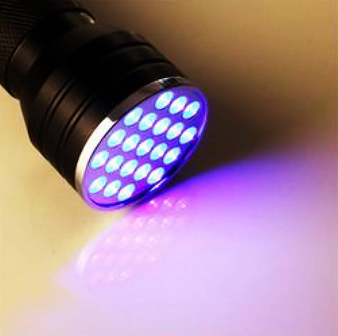 UV Taskulamppu 21 LED-diodilla