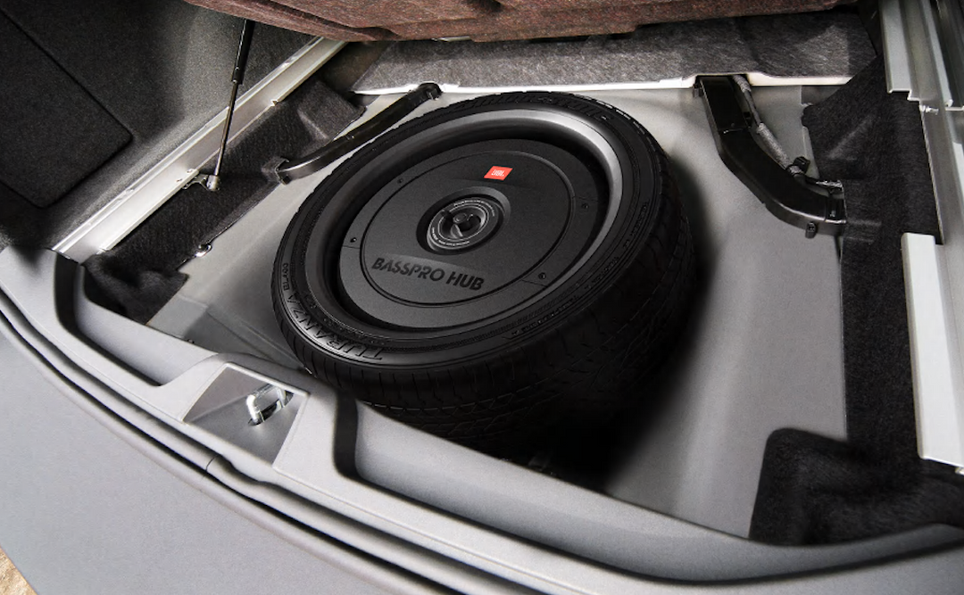 JBL BASS PRO HUB Aktiivinen Subwoofer