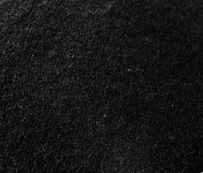 Molton (musta, 1 x 3m, 300g)