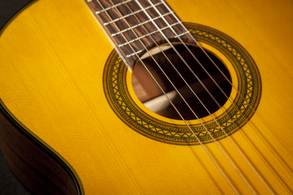 Takamine gc1ce-iltainen klassinen espanjalainen kitara (luonto)