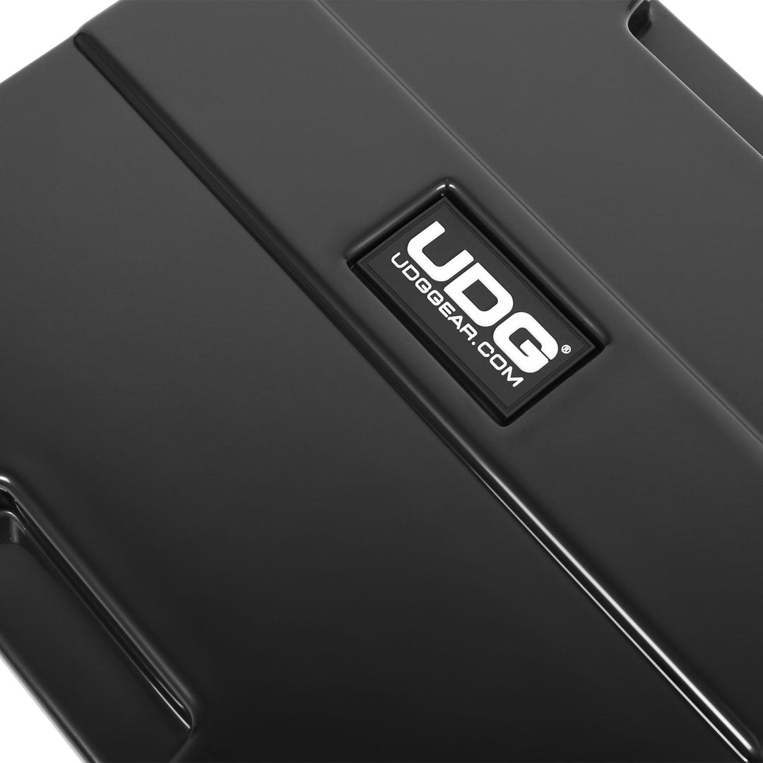 UDG Ultimate NI Maschine+/MK3 laitteiston cover musta