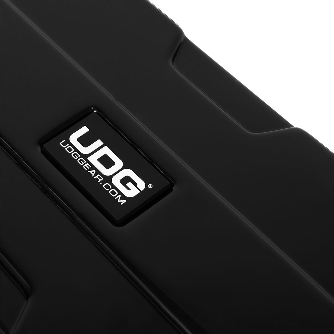UDG Ultimate AlphaTheta RMX-Ignite -laitesuojus musta